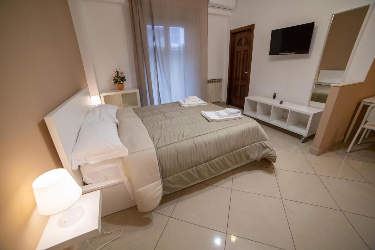 Antichi Profumi Bed & Breakfast คาตาเนีย ภายนอก รูปภาพ